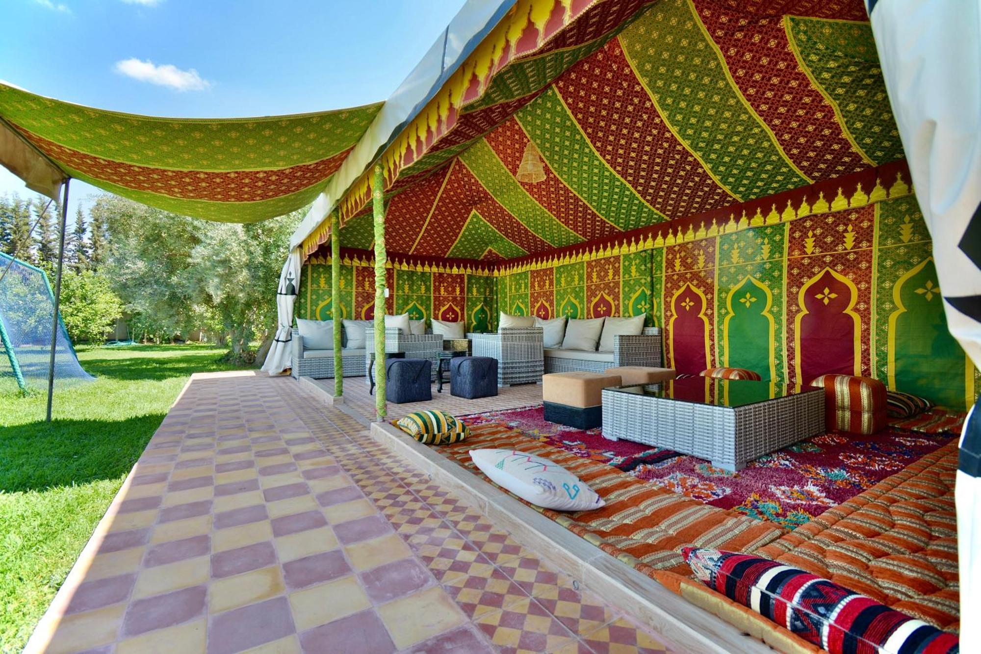 Ferme De Vacances Avec Une Grande Villa A Marrakech Marrakesh Exterior photo