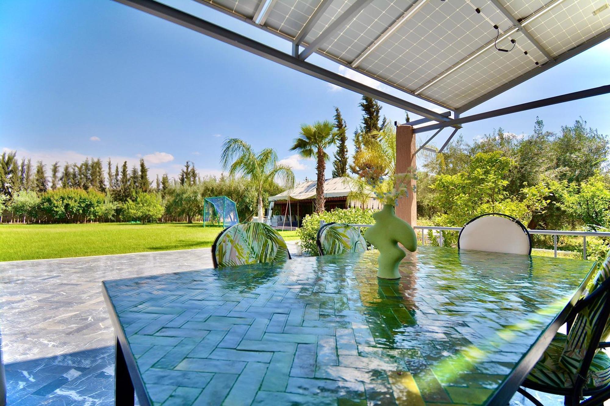Ferme De Vacances Avec Une Grande Villa A Marrakech Marrakesh Exterior photo
