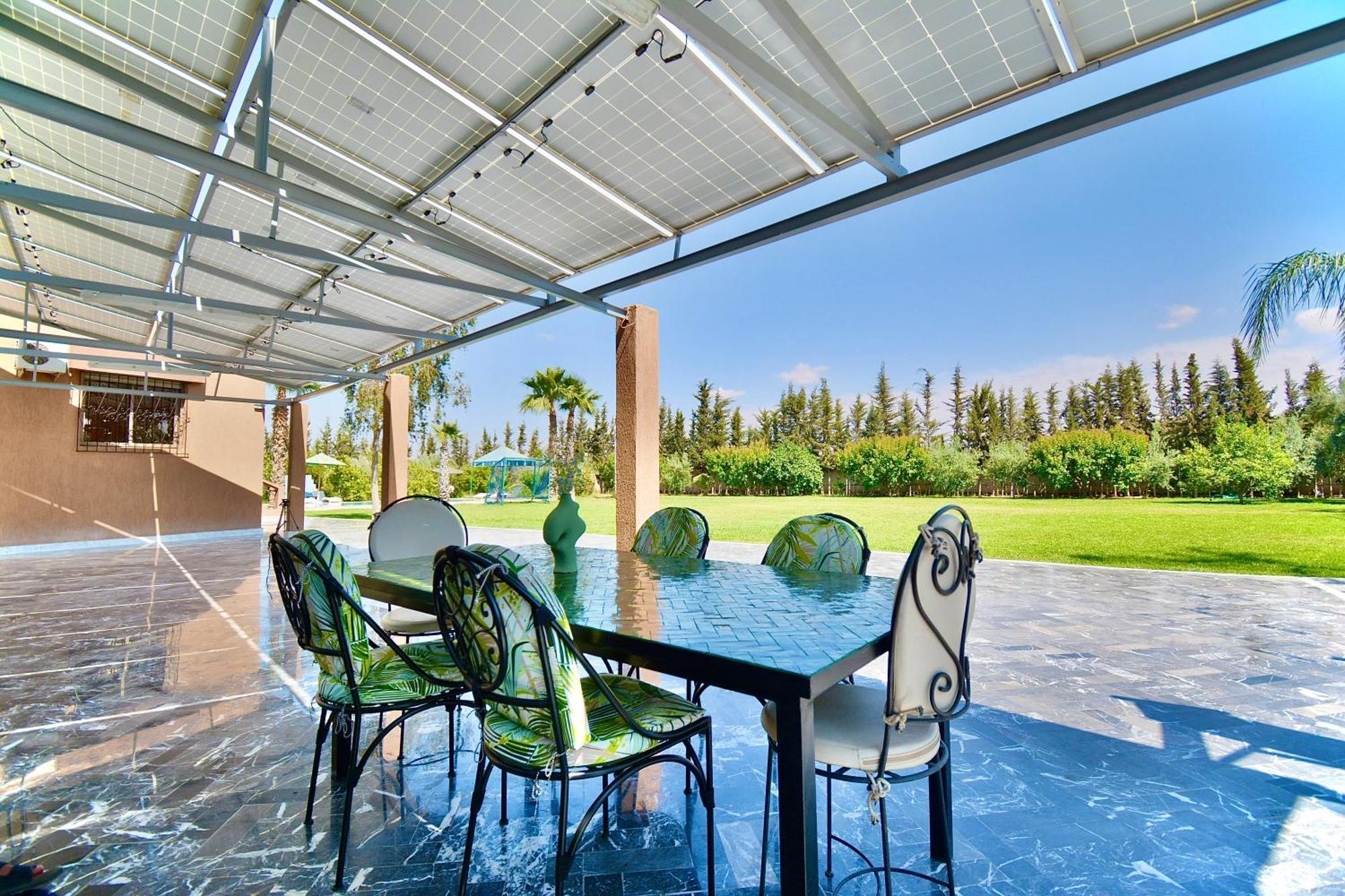 Ferme De Vacances Avec Une Grande Villa A Marrakech Marrakesh Exterior photo